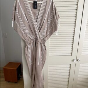Paradised Merri Jumpsuit Small NWT